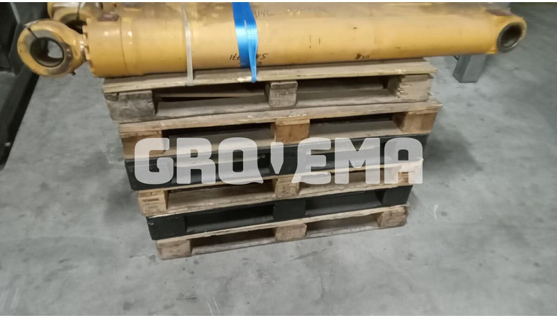 Liebherr R914B / R914 / R924 / R914C - Hidraulikus henger: 1 kép. Liebherr R914B / R914 / R924 / R914C - Hidraulikus henger: 1 kép.