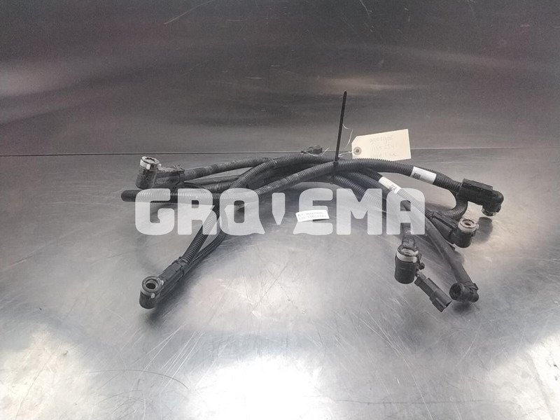 Liebherr R926 K-LC, R920 ,R920 LC , R918 ,R918 LC ,R926 - Motor és alkatrészek: 1 kép. Liebherr R926 K-LC, R920 ,R920 LC , R918 ,R918 LC ,R926 - Motor és alkatrészek: 1 kép.