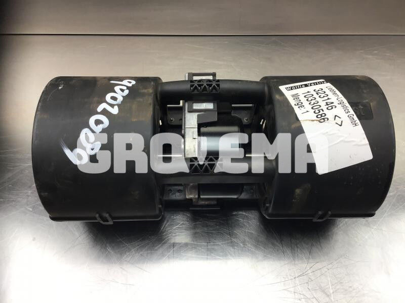 Liebherr R946 LC / R946 NLC / R956 / R976 / R926 LC / R920 / R920 LC - Fűtőmotor: 2 kép. Liebherr R946 LC / R946 NLC / R956 / R976 / R926 LC / R920 / R920 LC - Fűtőmotor: 2 kép.