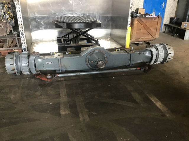 Liebherr Rearaxle - Hátsó tengely: 2 kép. Liebherr Rearaxle - Hátsó tengely: 2 kép.
