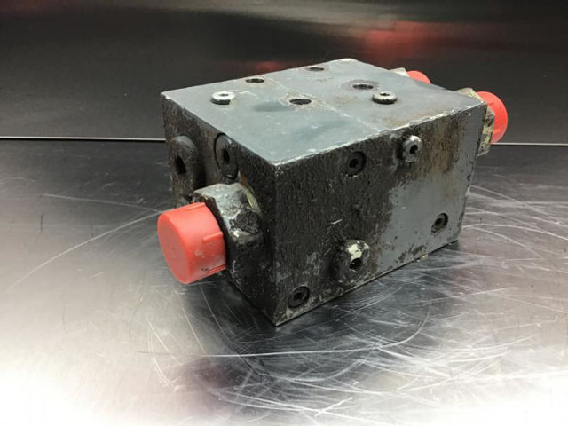 Liebherr Safety Valve - Szelep: 5 kép. Liebherr Safety Valve - Szelep: 5 kép.