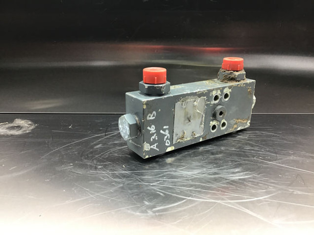 Liebherr Safety Valve - Szelep: 1 kép. Liebherr Safety Valve - Szelep: 1 kép.