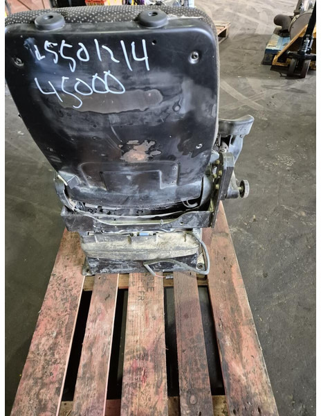 Liebherr Seating - Ülés: 1 kép. Liebherr Seating - Ülés: 1 kép.