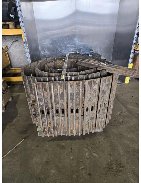 Liebherr Tracks D7 900MM - Lánctalp: 2 kép. Liebherr Tracks D7 900MM - Lánctalp: 2 kép.