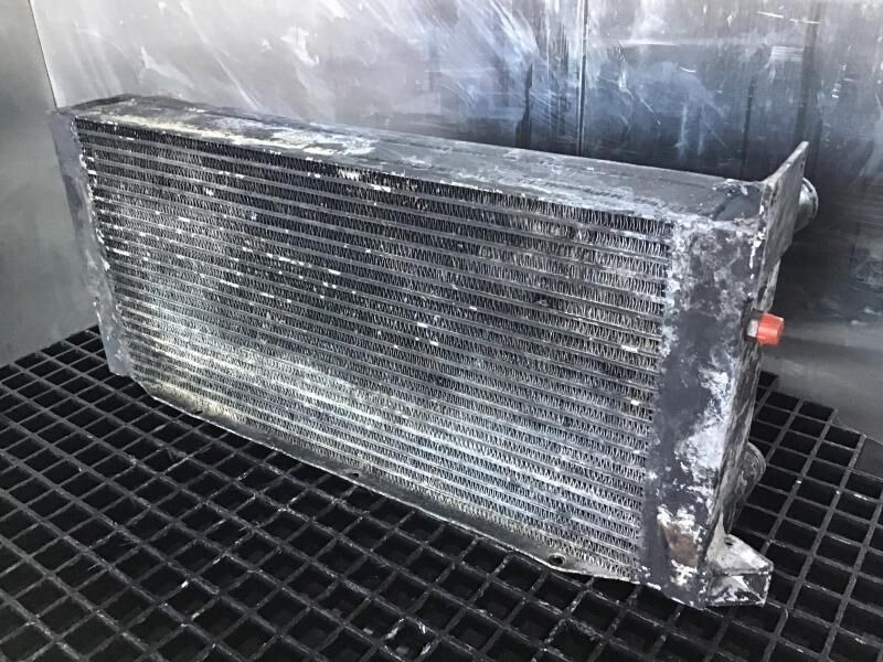 Liebherr Watercooler - Radiátor: 2 kép. Liebherr Watercooler - Radiátor: 2 kép.