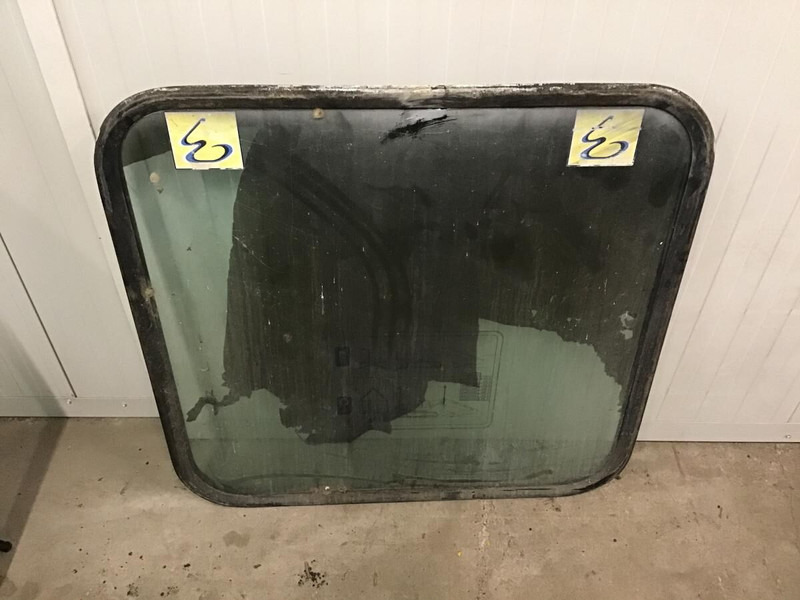 Liebherr Window Glass - Ablak és alkatrészek: 3 kép. Liebherr Window Glass - Ablak és alkatrészek: 3 kép.