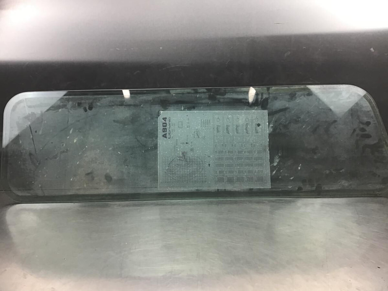 Liebherr Window Glass - Ablak és alkatrészek: 3 kép. Liebherr Window Glass - Ablak és alkatrészek: 3 kép.