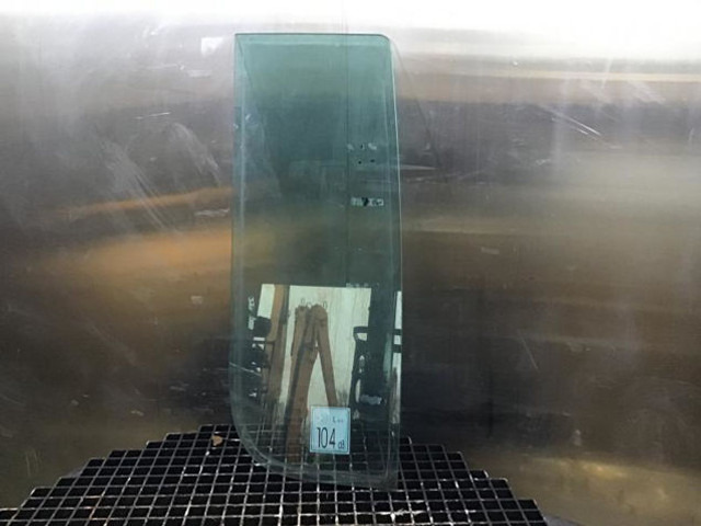 Ablak és alkatrészek Liebherr Window Glass: 8 kép.