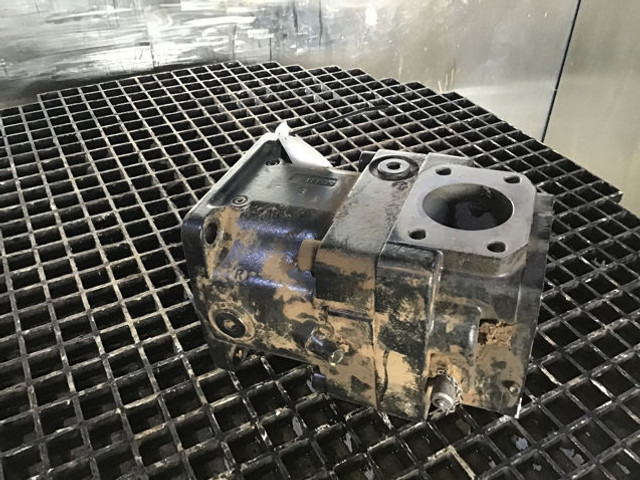 Rexroth A11V095 - Hidraulikus szivattyú: 1 kép. Rexroth A11V095 - Hidraulikus szivattyú: 1 kép.