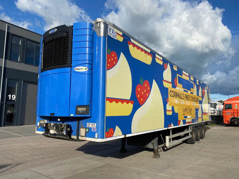 Chereau Frigo / 7 cm walls / BPW Disc / Carrier Vector - Félpótkocsi hűtős: 3 kép. Chereau Frigo / 7 cm walls / BPW Disc / Carrier Vector - Félpótkocsi hűtős: 3 kép.