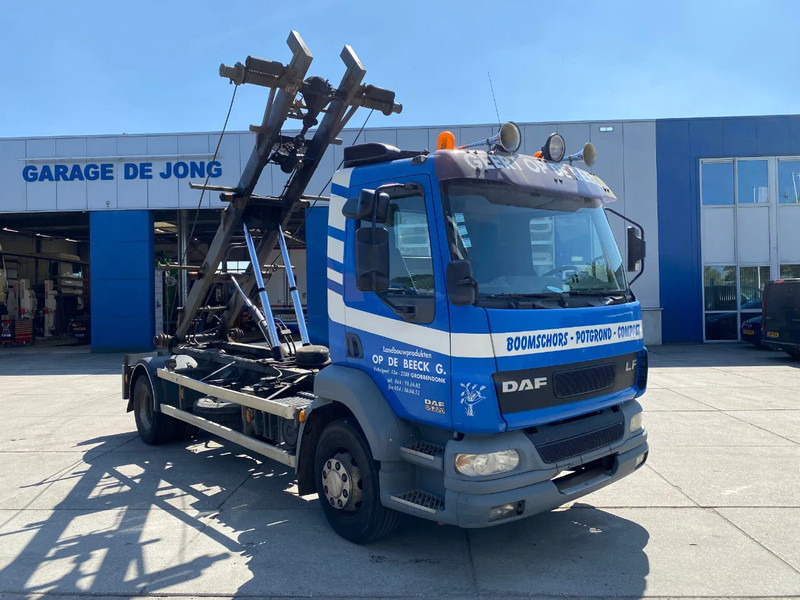 DAF LF 55.220 / Cable System / Manual / Euro 3 - Teherautó - kábelrendszer: 3 kép. DAF LF 55.220 / Cable System / Manual / Euro 3 - Teherautó - kábelrendszer: 3 kép.