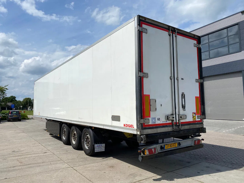Kögel S24-4 Frigo / Vector 1350 / SAF + Disc / 1x Lift Axle - Félpótkocsi hűtős: 3 kép. Kögel S24-4 Frigo / Vector 1350 / SAF + Disc / 1x Lift Axle - Félpótkocsi hűtős: 3 kép.