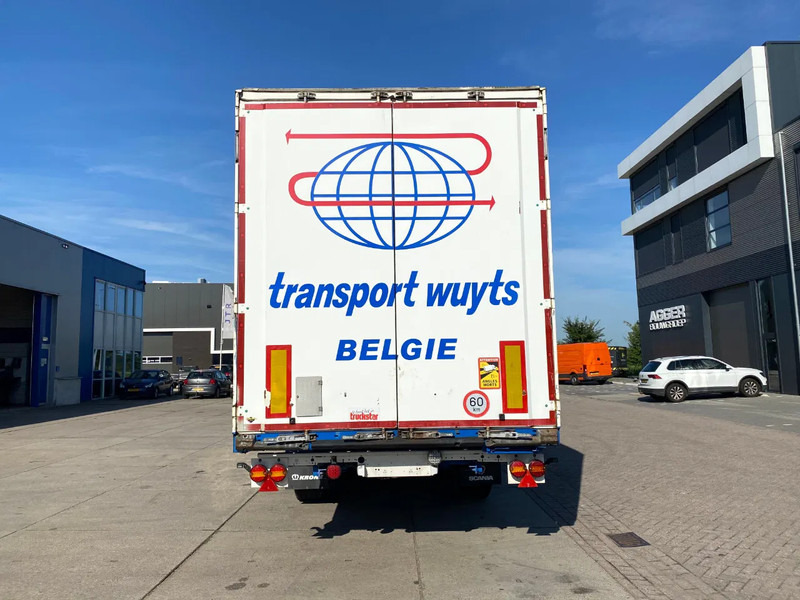 Krone SD / Box Damage / SAF + Disc - Félpótkocsi dobozos: 2 kép. Krone SD / Box Damage / SAF + Disc - Félpótkocsi dobozos: 2 kép.