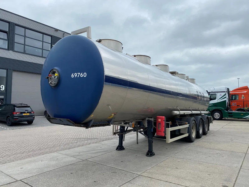 Magyar Tank / Inox / 33600 LT - Tartályos félpótkocsi: 4 kép. Magyar Tank / Inox / 33600 LT - Tartályos félpótkocsi: 4 kép.