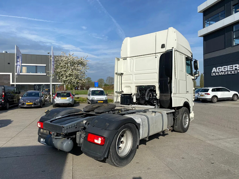DAF XF 106.480 SSC / Retarder / 2x Tank / Stand Airco - Nyergesvontató: 5 kép. DAF XF 106.480 SSC / Retarder / 2x Tank / Stand Airco - Nyergesvontató: 5 kép.