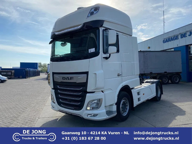 DAF XF 106.480 SSC / Retarder / 2x Tank / Stand Airco - Nyergesvontató: 1 kép. DAF XF 106.480 SSC / Retarder / 2x Tank / Stand Airco - Nyergesvontató: 1 kép.