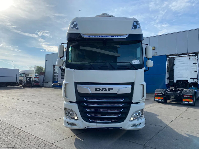 DAF XF 106.480 SSC / Retarder / 2x Tank / Stand Airco - Nyergesvontató: 2 kép. DAF XF 106.480 SSC / Retarder / 2x Tank / Stand Airco - Nyergesvontató: 2 kép.