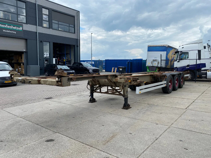 Pacton 40 FT Container Chassis / BPW + DISC - Félpótkocsi cserefelépítményes: 3 kép. Pacton 40 FT Container Chassis / BPW + DISC - Félpótkocsi cserefelépítményes: 3 kép.