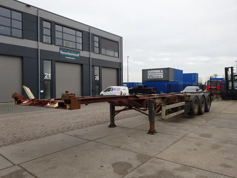 Renders ROC 12.27 Container Chassis / SAF + DRUM / Lift Axle - Félpótkocsi cserefelépítményes: 4 kép. Renders ROC 12.27 Container Chassis / SAF + DRUM / Lift Axle - Félpótkocsi cserefelépítményes: 4 kép.