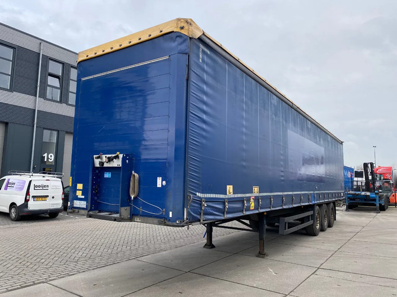 Schmitz Cargobull SCB*S3T / Tautliner / Disc brakes / Code XL - Ponyvás félpótkocsi: 3 kép. Schmitz Cargobull SCB*S3T / Tautliner / Disc brakes / Code XL - Ponyvás félpótkocsi: 3 kép.