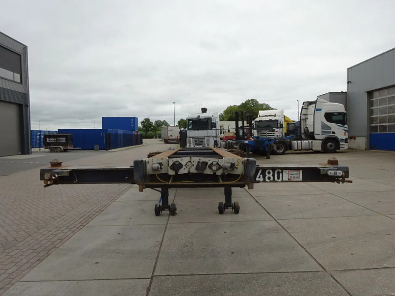 Schmitz Cargobull SCF 27 / SAF + Disc / 1x Extendable / 1x Lift Axle - Félpótkocsi cserefelépítményes: 5 kép. Schmitz Cargobull SCF 27 / SAF + Disc / 1x Extendable / 1x Lift Axle - Félpótkocsi cserefelépítményes: 5 kép.