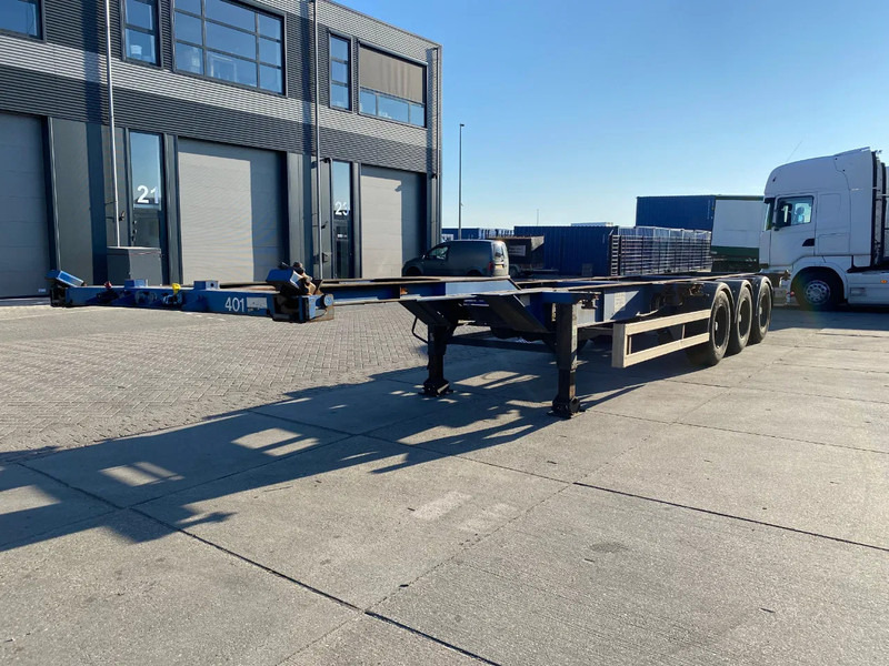 TURBO'S HOET 40 FT / BPW + Disc / 1x Lift Axle / 4690 KG! - Félpótkocsi cserefelépítményes: 4 kép. TURBO'S HOET 40 FT / BPW + Disc / 1x Lift Axle / 4690 KG! - Félpótkocsi cserefelépítményes: 4 kép.