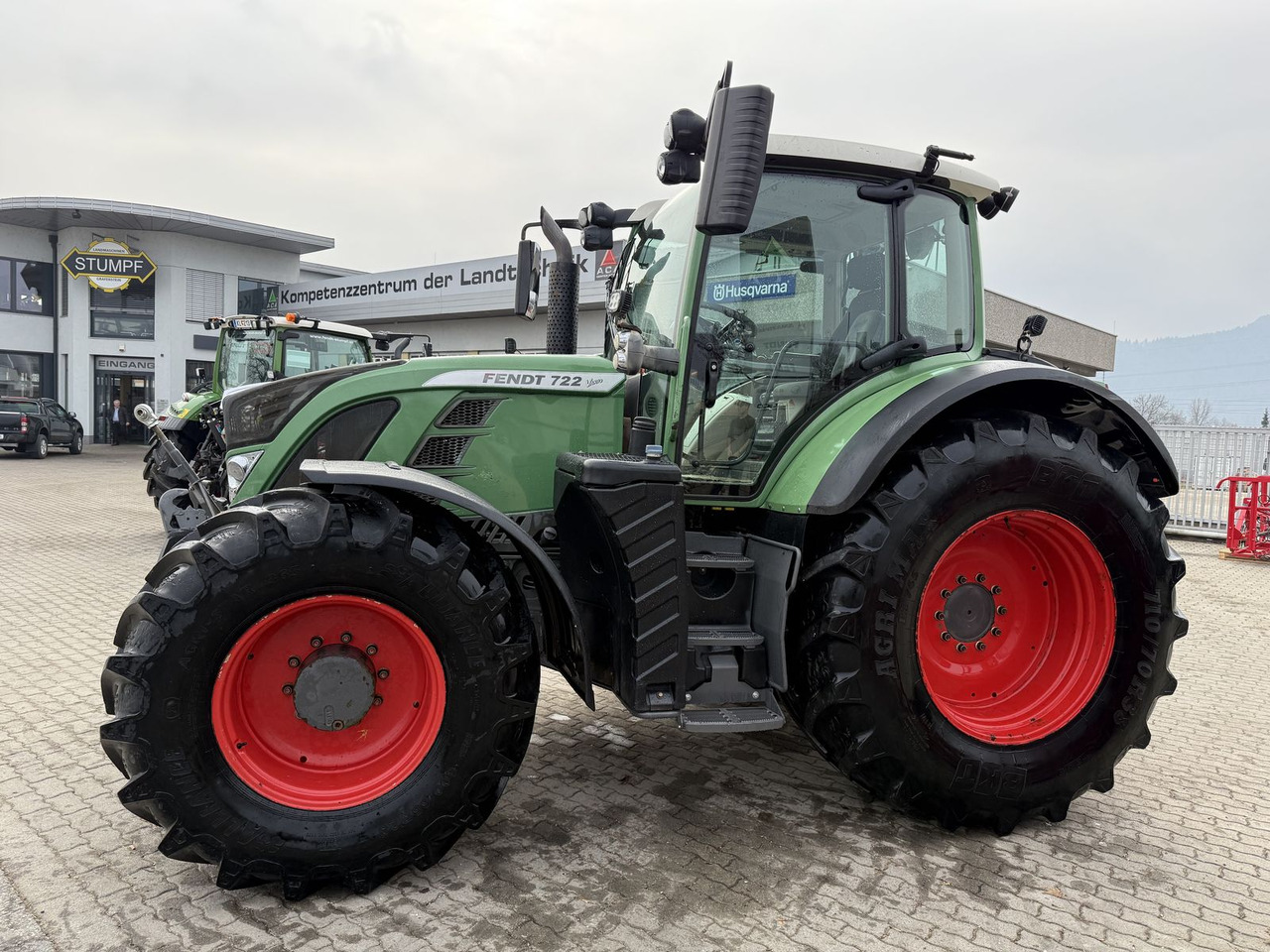 Fendt 722 Vario - Traktor: 2 kép. Fendt 722 Vario - Traktor: 2 kép.