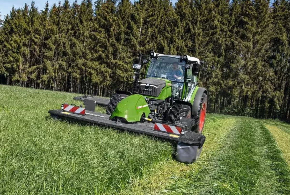 Fendt Slicer 310 F KC - Fűkasza: 1 kép. Fendt Slicer 310 F KC - Fűkasza: 1 kép.