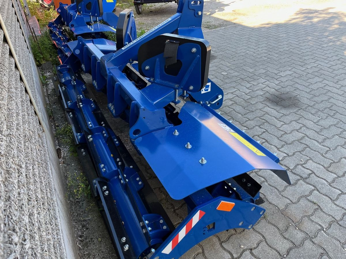 Rolmako Messerwalze - Mezőgazdasági hengerek: 5 kép. Rolmako Messerwalze - Mezőgazdasági hengerek: 5 kép.
