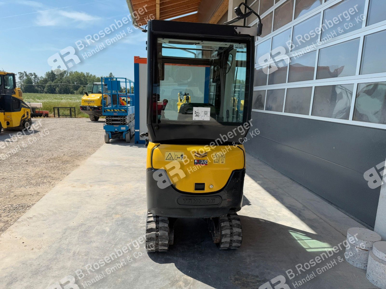 Yanmar SV16 Minibagger / nur 481h / BJ2018 - Minikotró: 4 kép. Yanmar SV16 Minibagger / nur 481h / BJ2018 - Minikotró: 4 kép.