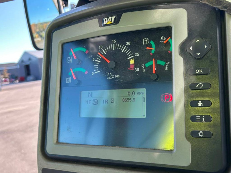 Gréder Cat 140 M 3 AWD: 6 kép. Gréder Cat 140 M 3 AWD: 6 kép.