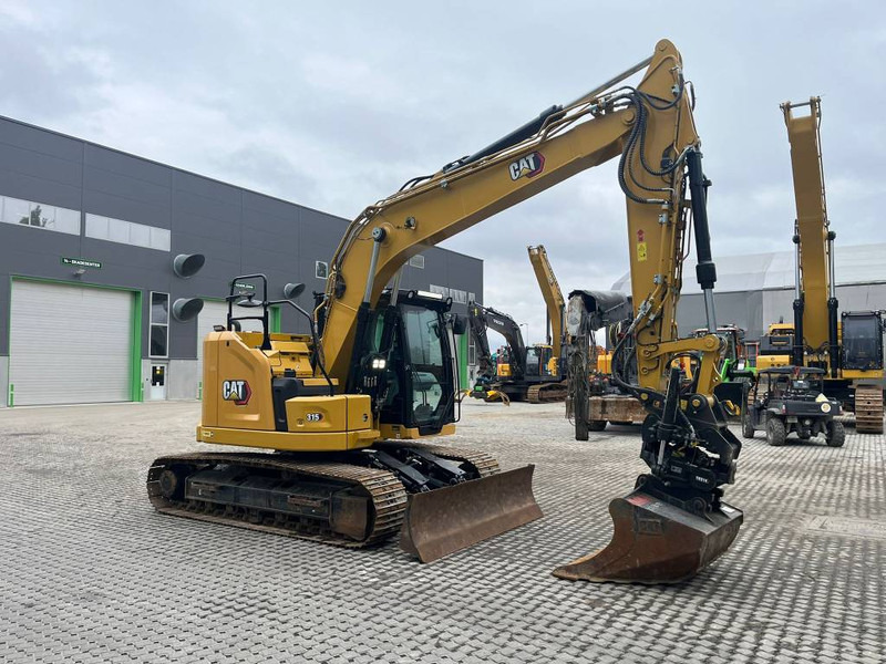 Cat 315 - Lánctalpas kotró: 4 kép. Cat 315 - Lánctalpas kotró: 4 kép.