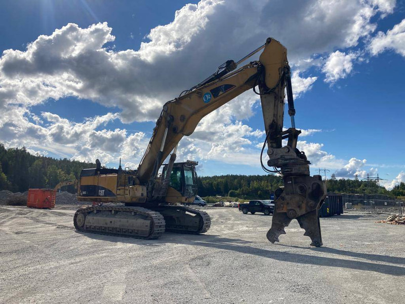 Cat 365 C L UHD/33M - Lánctalpas kotró: 4 kép. Cat 365 C L UHD/33M - Lánctalpas kotró: 4 kép.