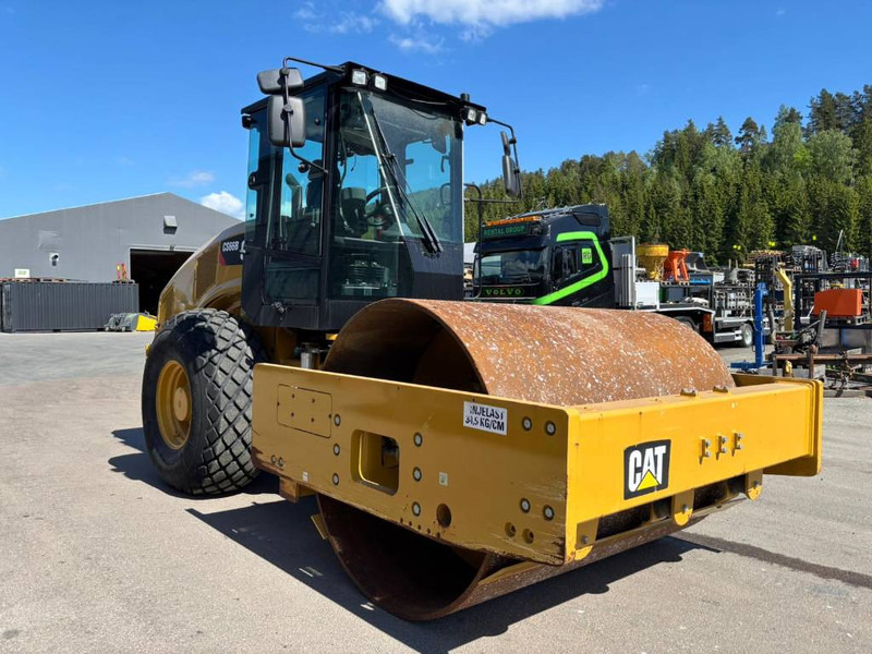 Cat CS 66 B - Henger: 2 kép. Cat CS 66 B - Henger: 2 kép.
