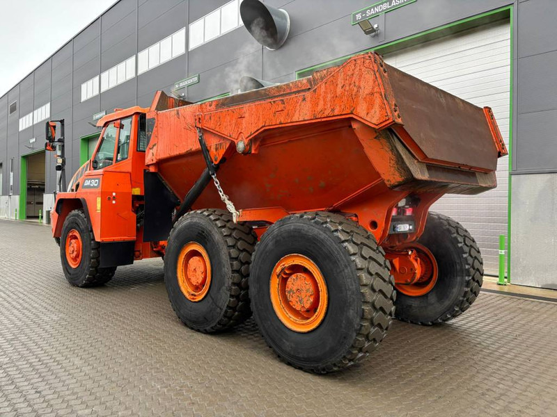 Doosan DA 30 - Csuklós dömper: 3 kép. Doosan DA 30 - Csuklós dömper: 3 kép.