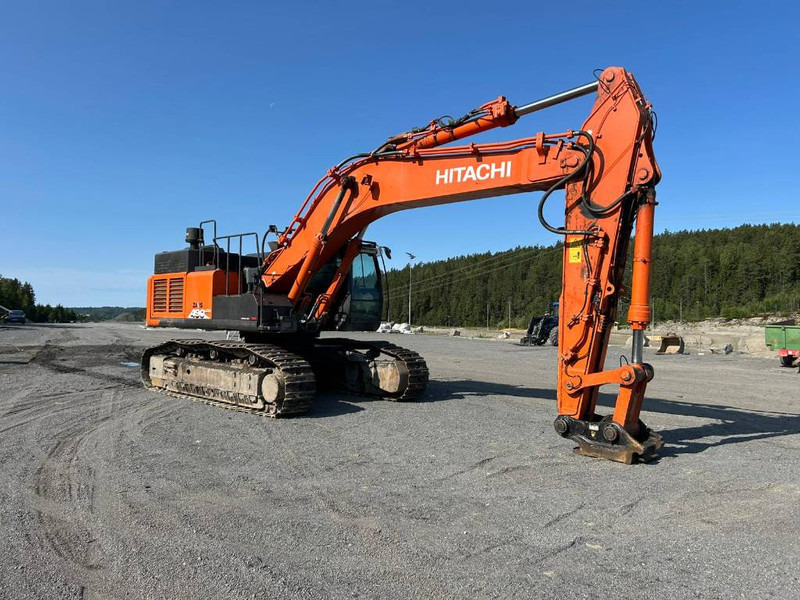 Hitachi ZX 490 LC H-6 - Lánctalpas kotró: 4 kép. Hitachi ZX 490 LC H-6 - Lánctalpas kotró: 4 kép.
