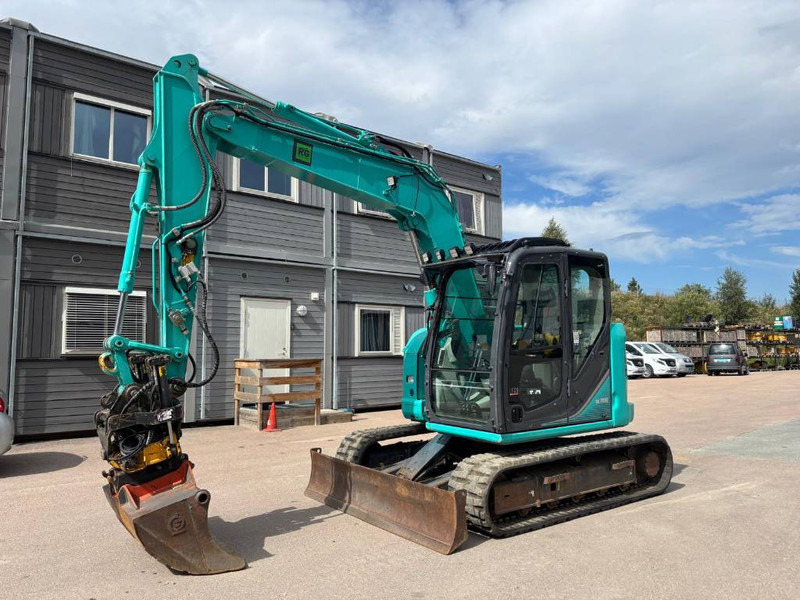Kobelco SK 75 SR-3E - Minikotró: 1 kép. Kobelco SK 75 SR-3E - Minikotró: 1 kép.