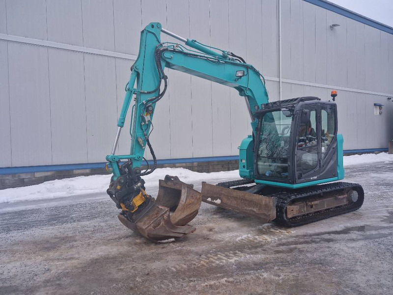 Kobelco SK 75 SR-3E - Minikotró: 1 kép. Kobelco SK 75 SR-3E - Minikotró: 1 kép.