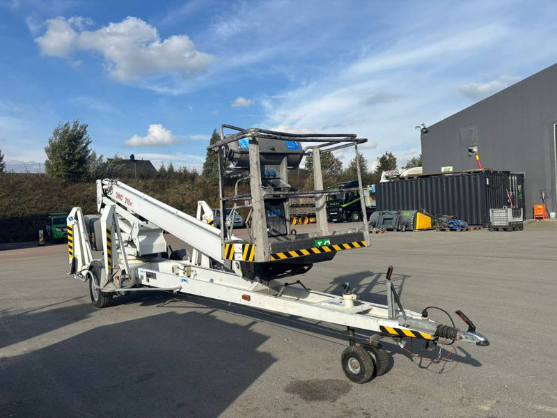 Dino 210 XT - Pótkocsi: 2 kép. Dino 210 XT - Pótkocsi: 2 kép.