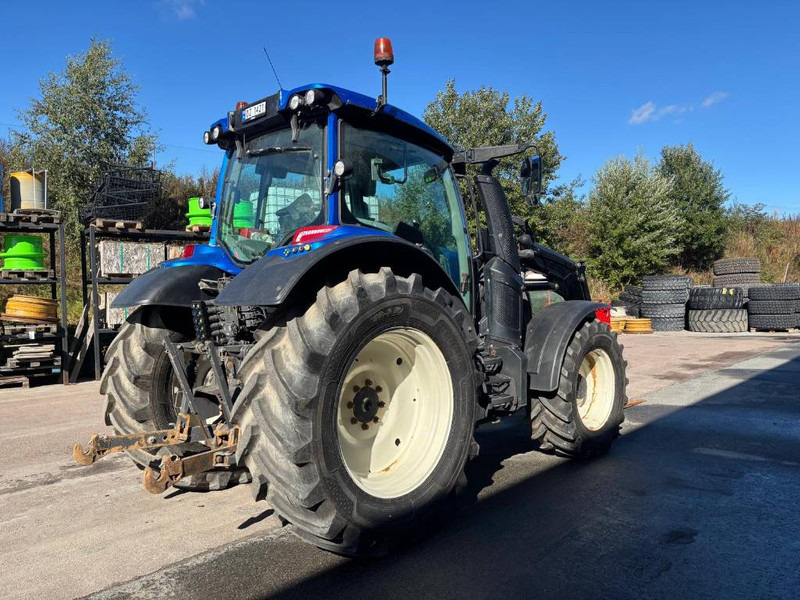 Valtra N 174 Smart Touch - Traktor: 4 kép. Valtra N 174 Smart Touch - Traktor: 4 kép.