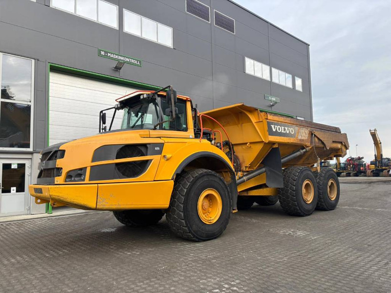 Volvo A 35 G - Csuklós dömper: 1 kép. Volvo A 35 G - Csuklós dömper: 1 kép.