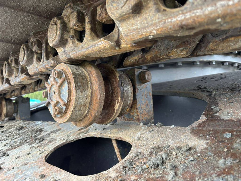 Volvo ECR 235 E lízing Volvo ECR 235 E: 13 kép.