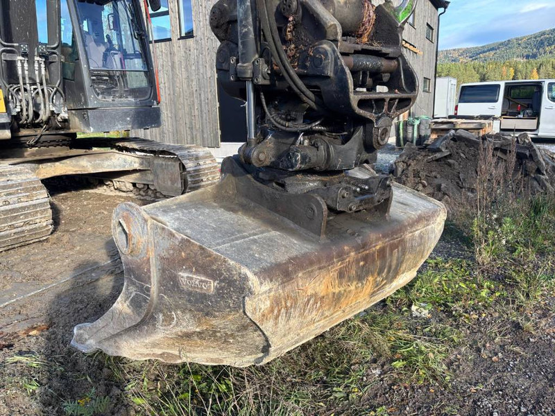 Volvo ECR 235 EL lízing Volvo ECR 235 EL: 8 kép. Volvo ECR 235 EL lízing Volvo ECR 235 EL: 8 kép.