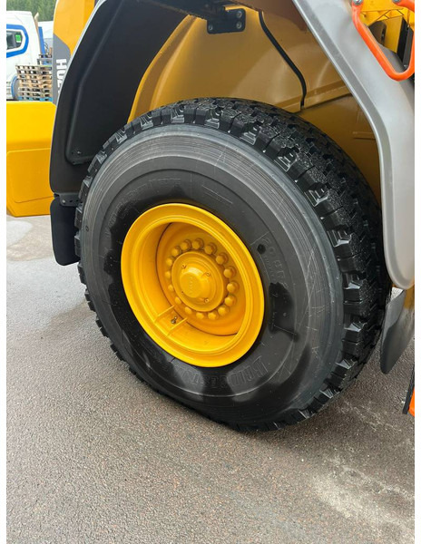 Volvo L 70 H2 !!NEW!! lízing Volvo L 70 H2 !!NEW!!: 13 kép. Volvo L 70 H2 !!NEW!! lízing Volvo L 70 H2 !!NEW!!: 13 kép.