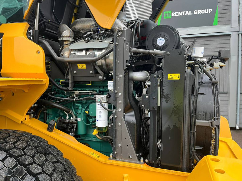 Volvo L 70 H2 !!NEW!! lízing Volvo L 70 H2 !!NEW!!: 20 kép. Volvo L 70 H2 !!NEW!! lízing Volvo L 70 H2 !!NEW!!: 20 kép.