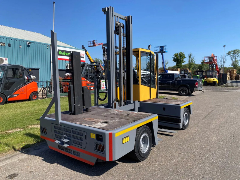 BAUMANN HX40/12/50 - Oldalrakodó targoncá: 2 kép. BAUMANN HX40/12/50 - Oldalrakodó targoncá: 2 kép.