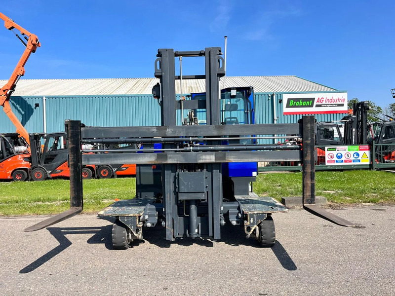 Combilift C4000 4 WAY FORKLIFT - Négyutas tolóoszlopos targoncá: 3 kép. Combilift C4000 4 WAY FORKLIFT - Négyutas tolóoszlopos targoncá: 3 kép.