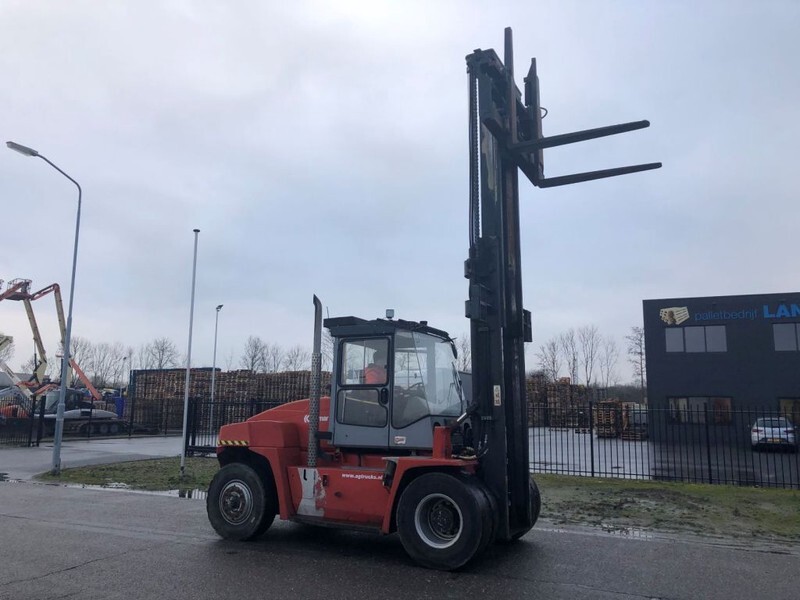 Kalmar DCE 120-6 - Dízel targonca: 5 kép. Kalmar DCE 120-6 - Dízel targonca: 5 kép.