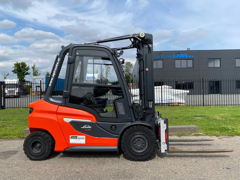 Linde H35D-01 - Dízel targonca: 1 kép. Linde H35D-01 - Dízel targonca: 1 kép.