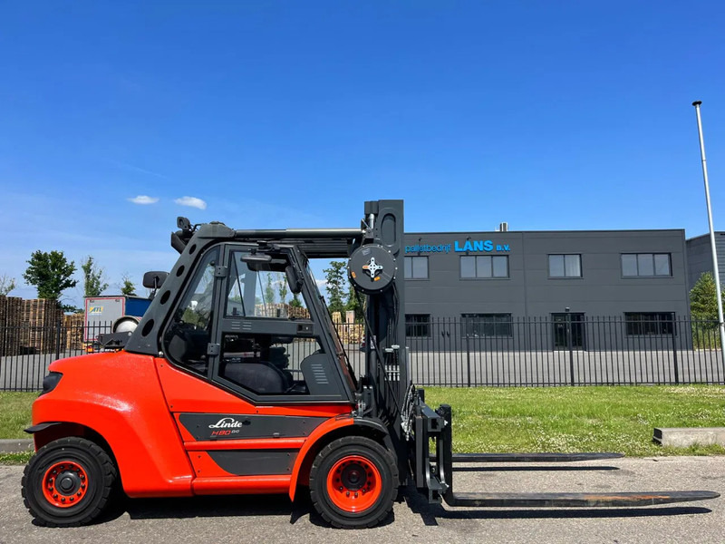 Linde H80T-03/900 HOURS 1517 - Gázüzemű targonca: 1 kép. Linde H80T-03/900 HOURS 1517 - Gázüzemű targonca: 1 kép.